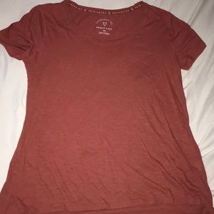 Cute burnt orange tee!